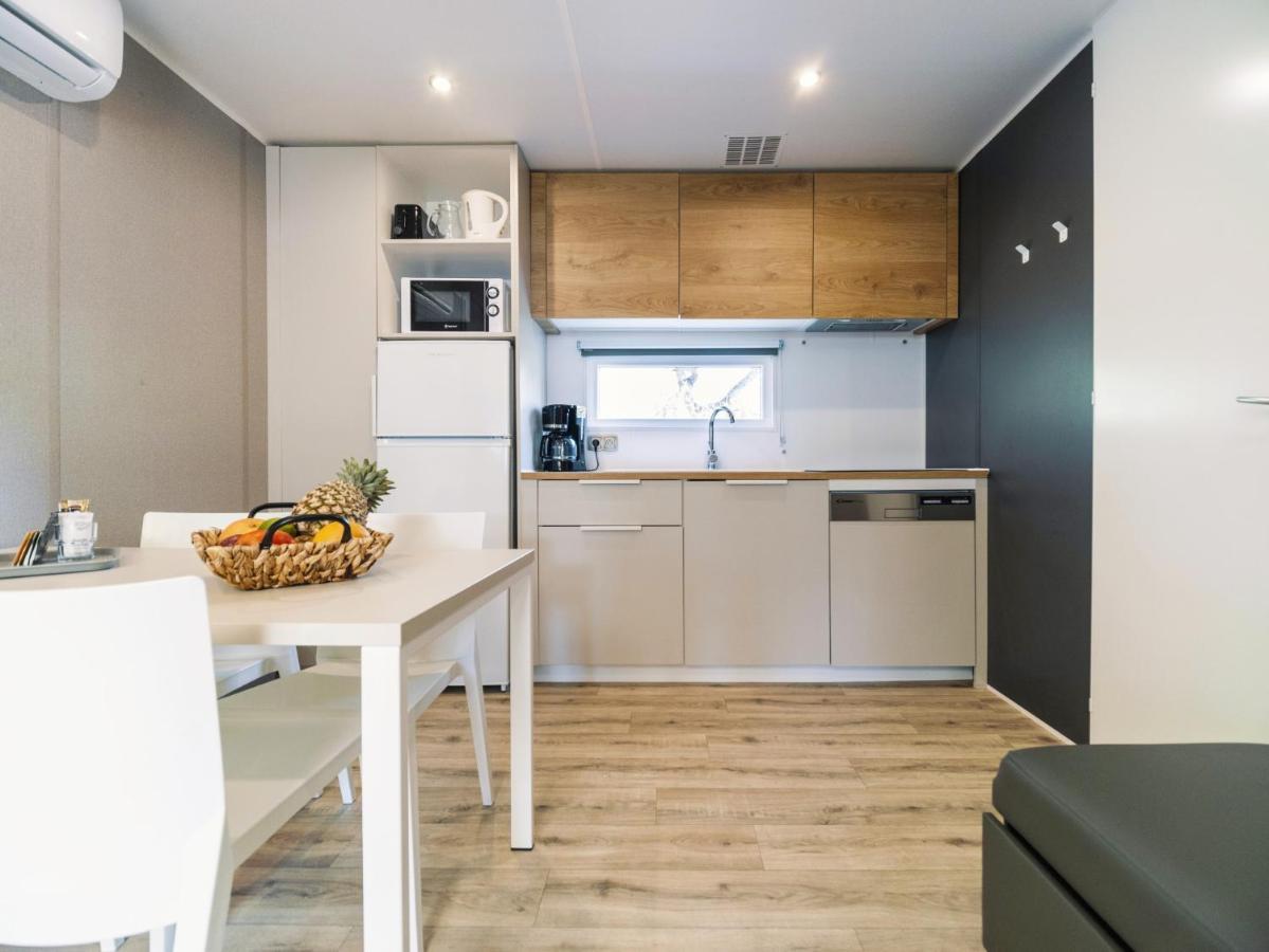 Camping Paradis 4 Etoiles Au Port De L'Houmeau - La Rochelle Luaran gambar